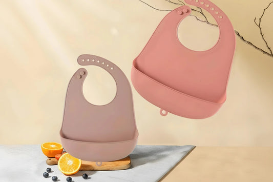 Bavoir réglable et imperméable pour bébé en silicone souple (anti-bave, sans BPA)